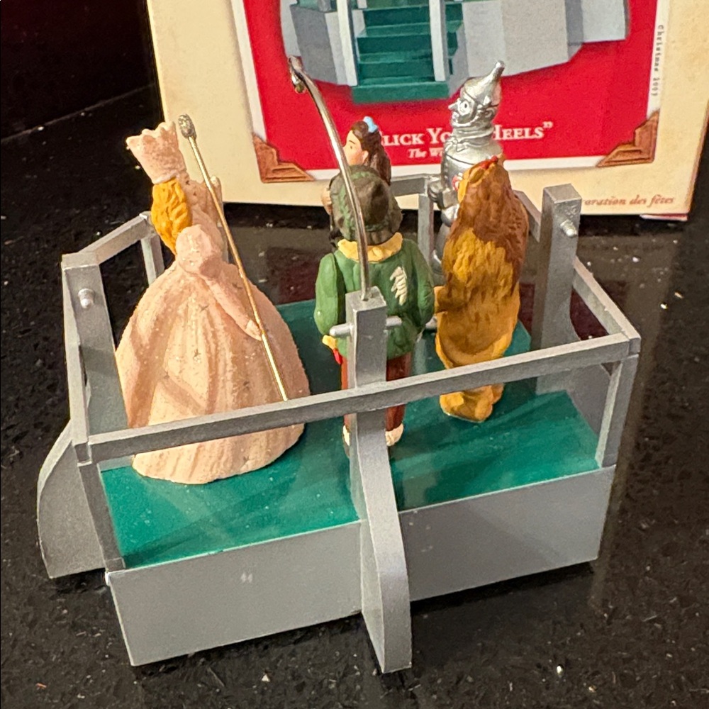 Wizard of Oz Click Your Heels Hallmark Christmas Ornament with Sound - Picture 6 of 12